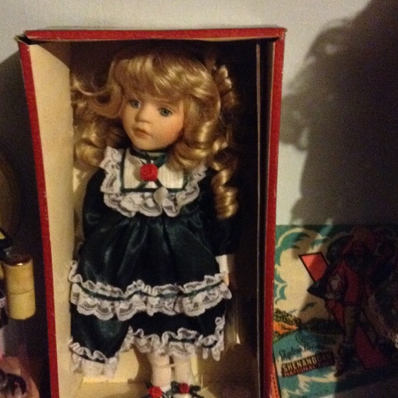Soft Expressions porcelain doll new in box