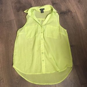 Sleeveless blouse