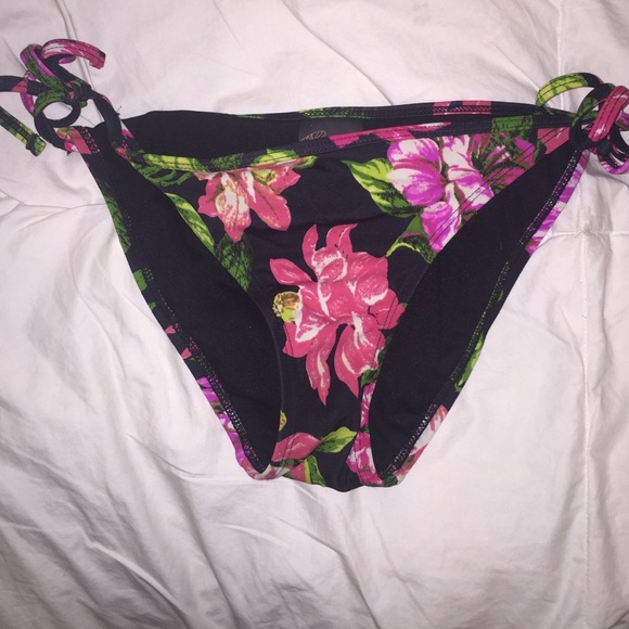 Pacsun floral bathing suit bottoms