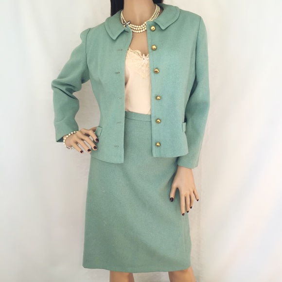 SOLD VINTAGE turquoise jacket and skirt - Picture 3 of 4