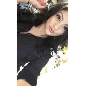 Meet your Posher, Stacy