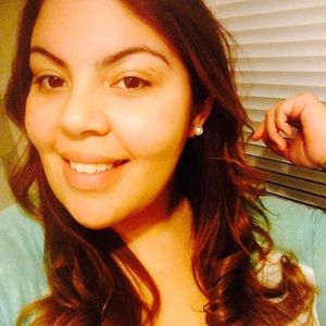 Meet your Posher, Ariana