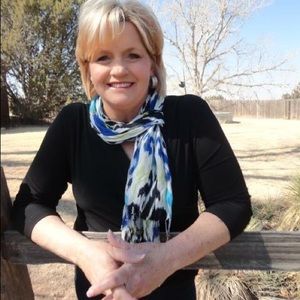 Meet your Posher, Jenny