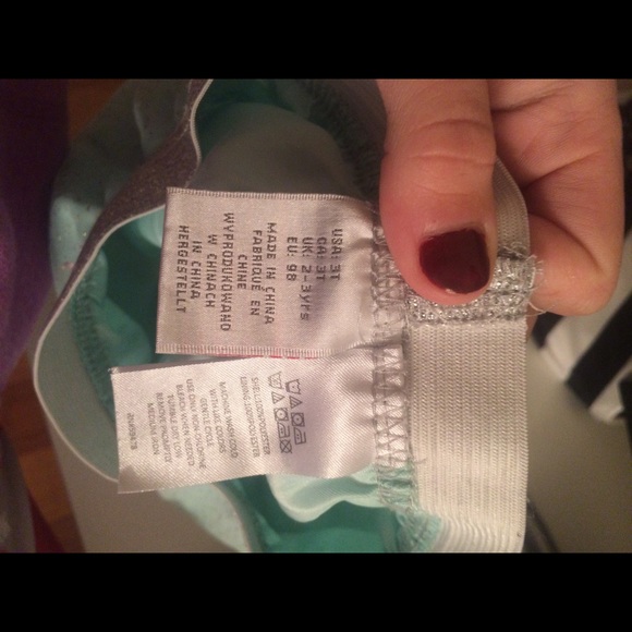 Size 3t super cute skirts! - Picture 4 of 4