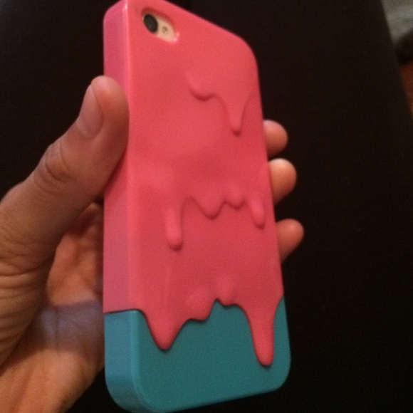iPhone 4s Pink & Blue Melting Case! - Picture 4 of 4