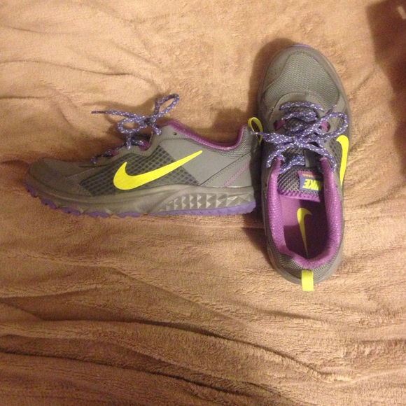 BRAND NEW NIKES