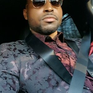 Meet your Posher, Etienne