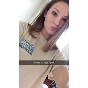 Meet your Posher, Kaitlyn