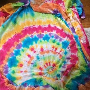 Tie Dyed bed sheet/tapestry!