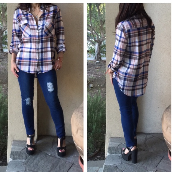 RESERVED for @texasgrl1965. Chic plaid top - Picture 2 of 4