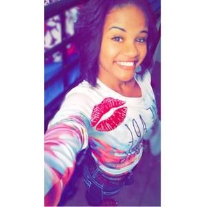 Meet your Posher, Karla