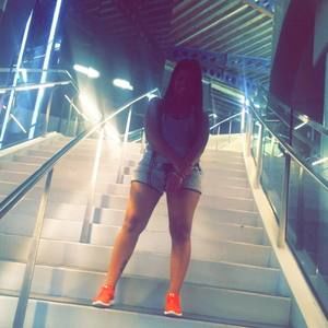 Meet your Posher, Briana