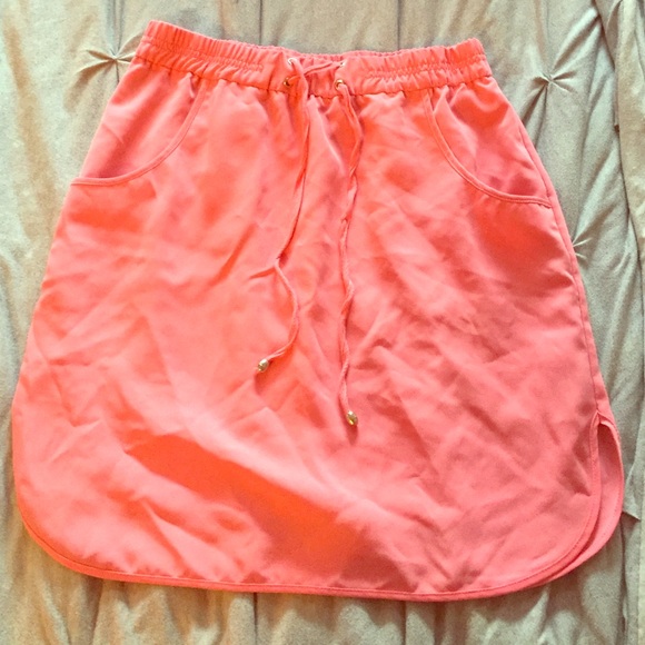 Pink skirt - Small
