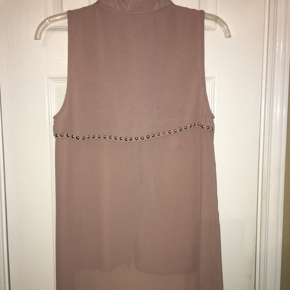 Button down long top. - Picture 2 of 2