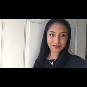 Meet your Posher, Adriana