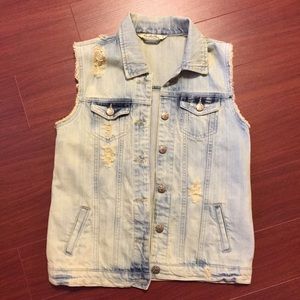 Washed denim vest