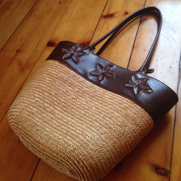 Woven beach bag