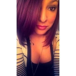 Meet your Posher, Monica