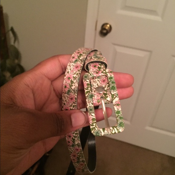 Floral print skinny belt