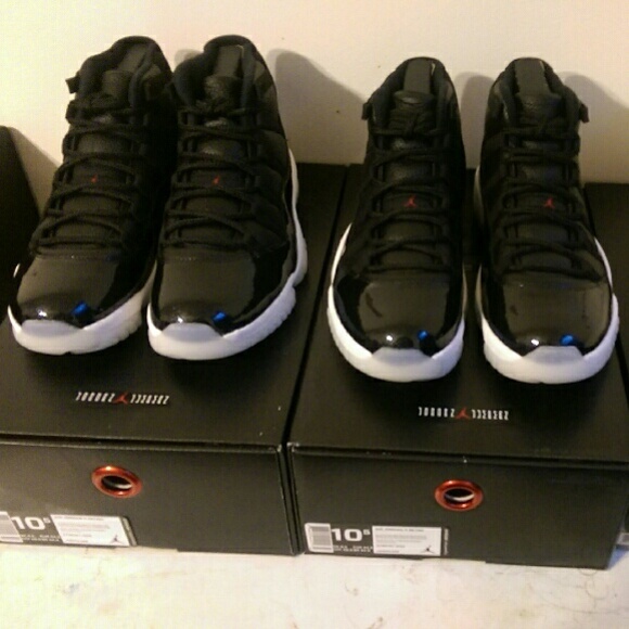 Retro 11 - Picture 1 of 1