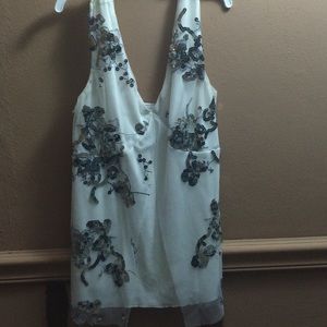 BEAUTIFUL WHITE DRESS SHIRT!