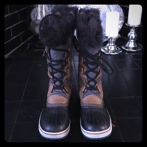 Sorel Winter Boots- new in box latest model!