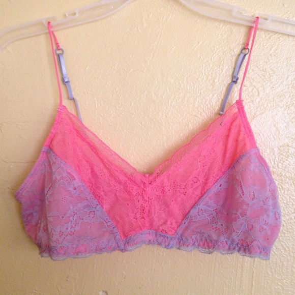 Pink and purple lace bra UO