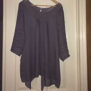 Flash sale! Monoreno grey tunic