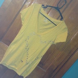 American Eagle yellow t-shirt