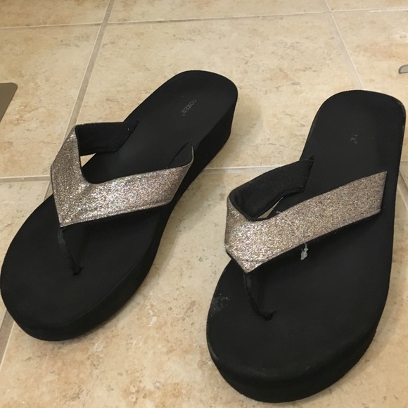 Flip flops