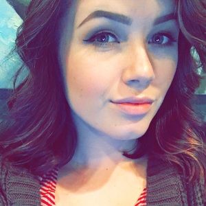 Meet your Posher, Makenna