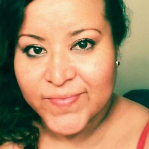 Meet your Posher, Nora