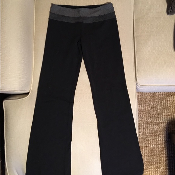 lululemon yoga pants