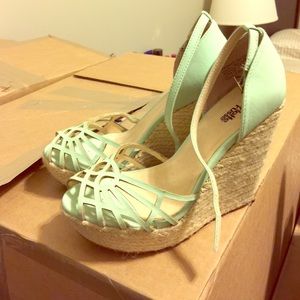 Mint wedges
