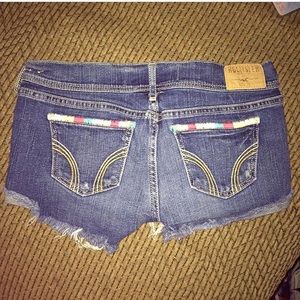 Hollister shorts!💛