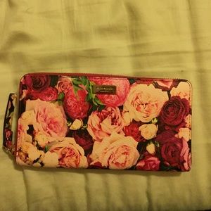 Kate spade wallet great condition