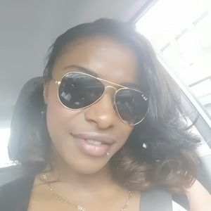 Meet your Posher, Aida