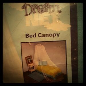 Dream Net Bed Canopy - baby blue