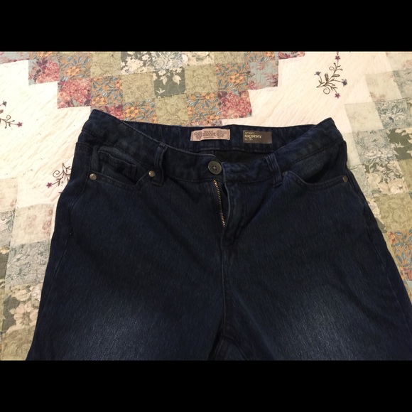 Skinny Jeans/Jeggings