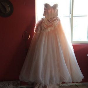 Vera Wang wedding dress from the white collection