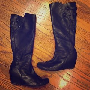 Miz Mooz West Wedge Boot Sz 8
