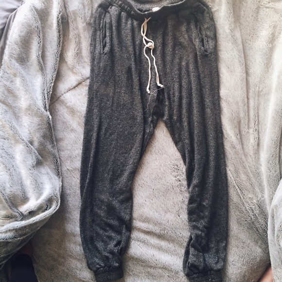 brandy melville rosa sweatpants