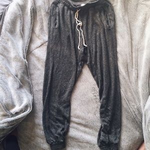 brandy melville rosa sweatpants