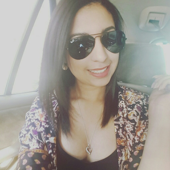 Meet your Posher, Christine