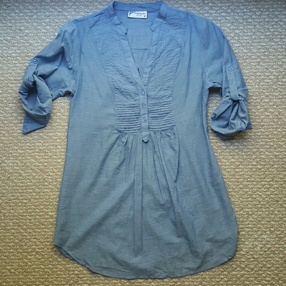 ModCloth Tops - Modcloth Magazine Chambray Tunic Size S