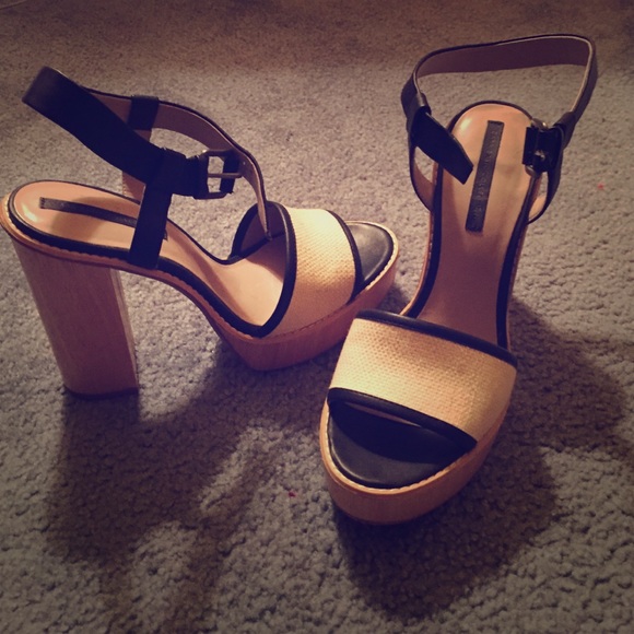 Zara platform sandal - Picture 1 of 4