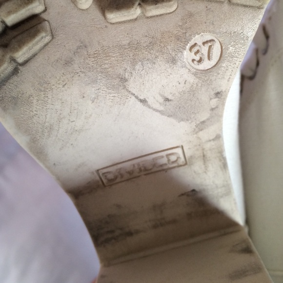 🌝H&M DIVIDED platform boots 🌝 SOLD ON DEPOP - Picture 3 of 3