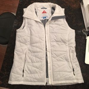 Columbia vest
