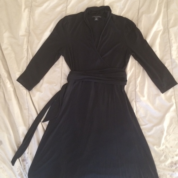 NWOT Banana Republic Black 3/4 sleeve wrap dress