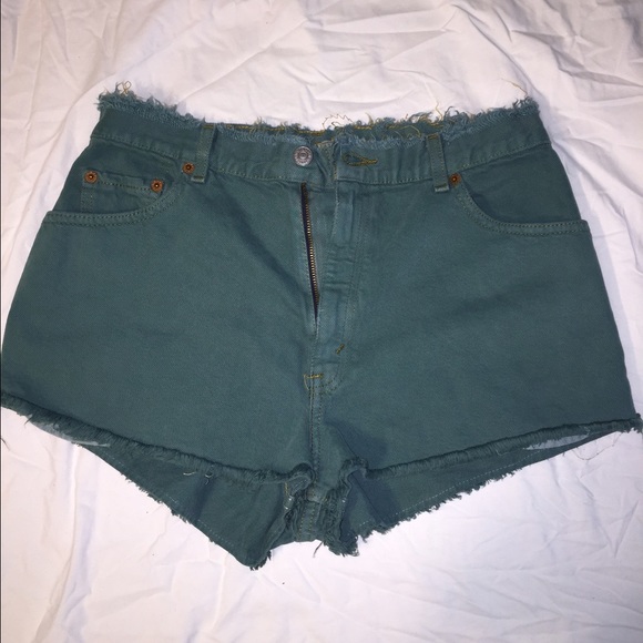 Lightly Distressed Denim High-waisted UO Shorts